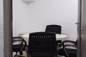 1 Person Coworking Desk