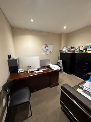 4 Person Private Office