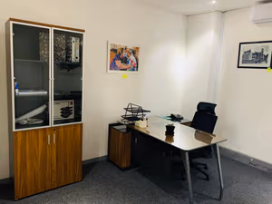 5 Person Coworking Desk