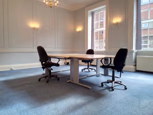 10 Person Private Office