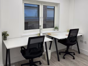 12 Person Private Office