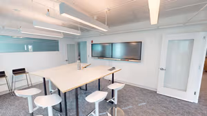 16 Person Sublet Office