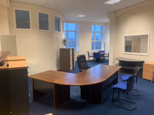 1 Person Private Office