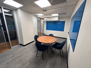 4 Person Private Office