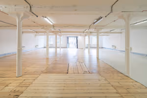 26 Person Managed Space