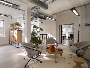 120 Person Managed Space