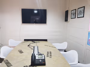 3 Person Coworking Desk