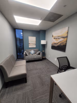 1 Person Private Office