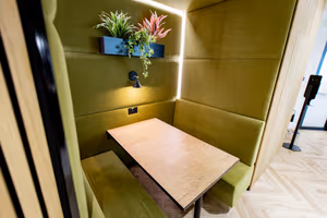 27 Person Private Office