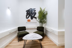 10 Person Private Office