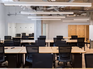 1 Person Coworking Desk