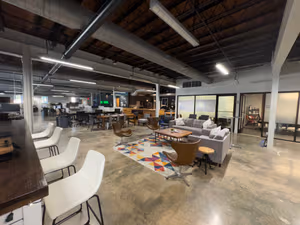 1 Person Coworking Desk