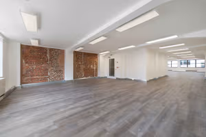 24 Person Managed Space