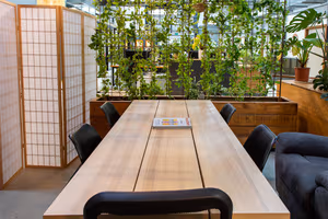 4 Person Coworking Desk