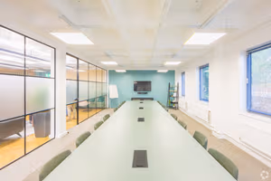 25 Person Private Office