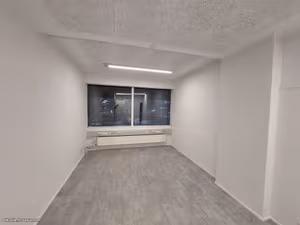 1 Person Private Office