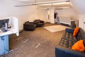 1 Person Private Office