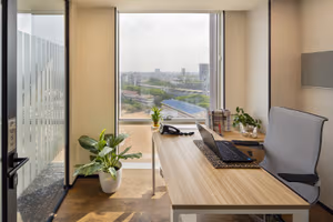 10 Person Private Office