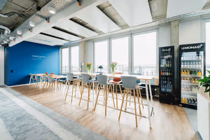 1 Person Coworking Desk