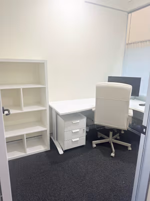 1 Person Private Office