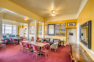 4 Person Private Office