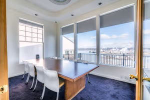 1 Person Private Office