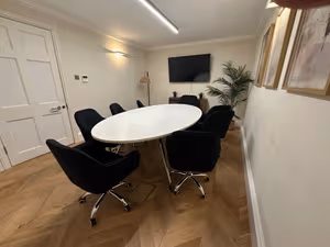 5 Person Private Office