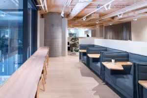 5 Person Coworking Desk