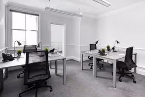 4 Person Private Office