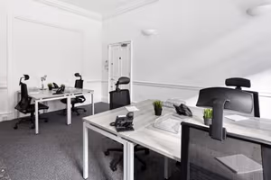 5 Person Private Office
