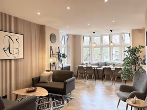 7 Person Private Office