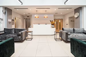 10 Person Private Office