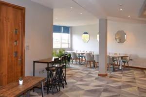 3 Person Private Office