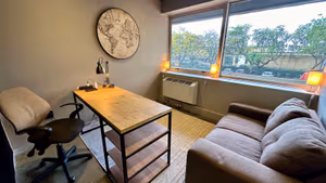 1 Person Coworking Desk