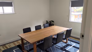 1 Person Private Office