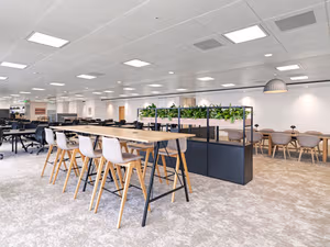 125 Person Private Office