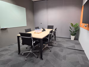 10 Person Private Office