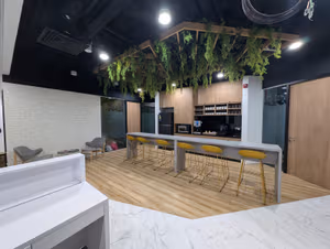 5 Person Private Office