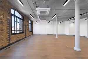 5 Person Private Office