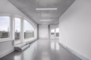 7 Person Private Office