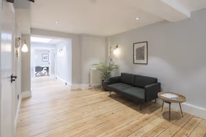 6 Person Managed Space