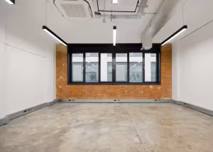 4 Person Private Office