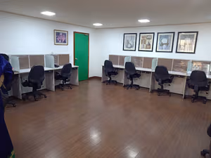4 Person Private Office