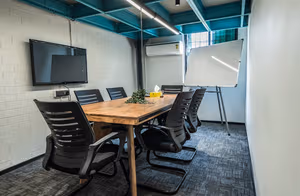 5 Person Coworking Desk