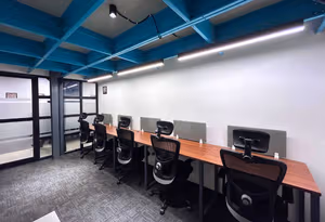 3 Person Coworking Desk