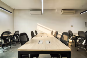 4 Person Coworking Desk