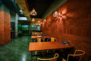 400 Person Private Office