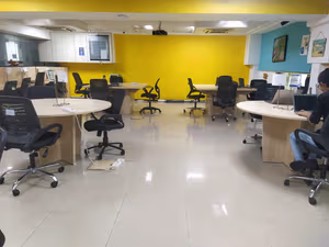 1 Person Private Office