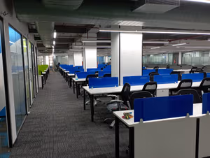 800 Person Private Office