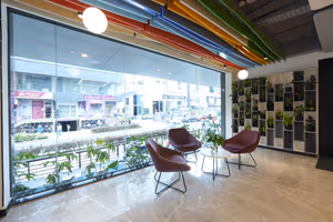 500 Person Private Office